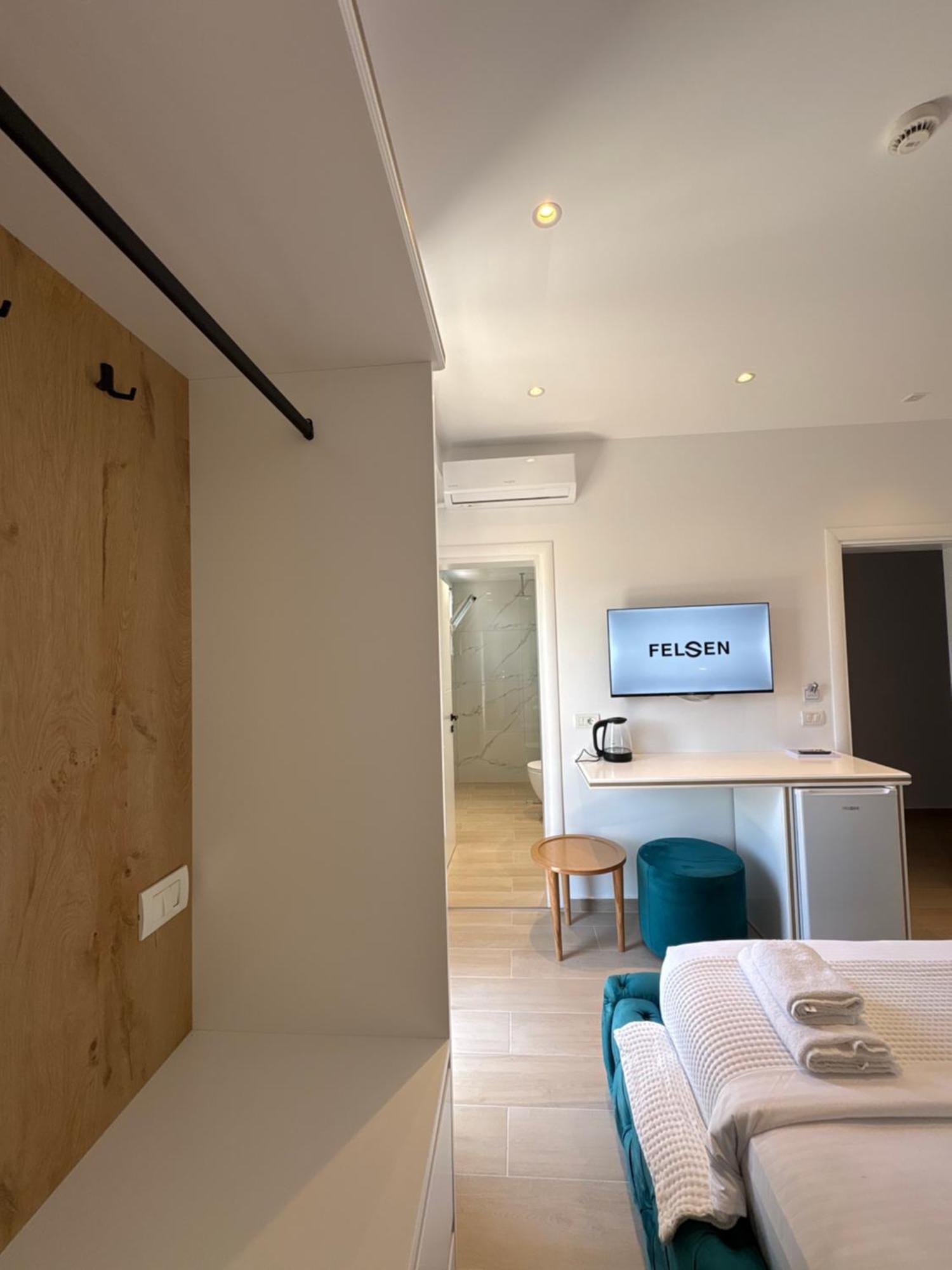 קסאמיל Xhonis Apartments מראה חיצוני תמונה