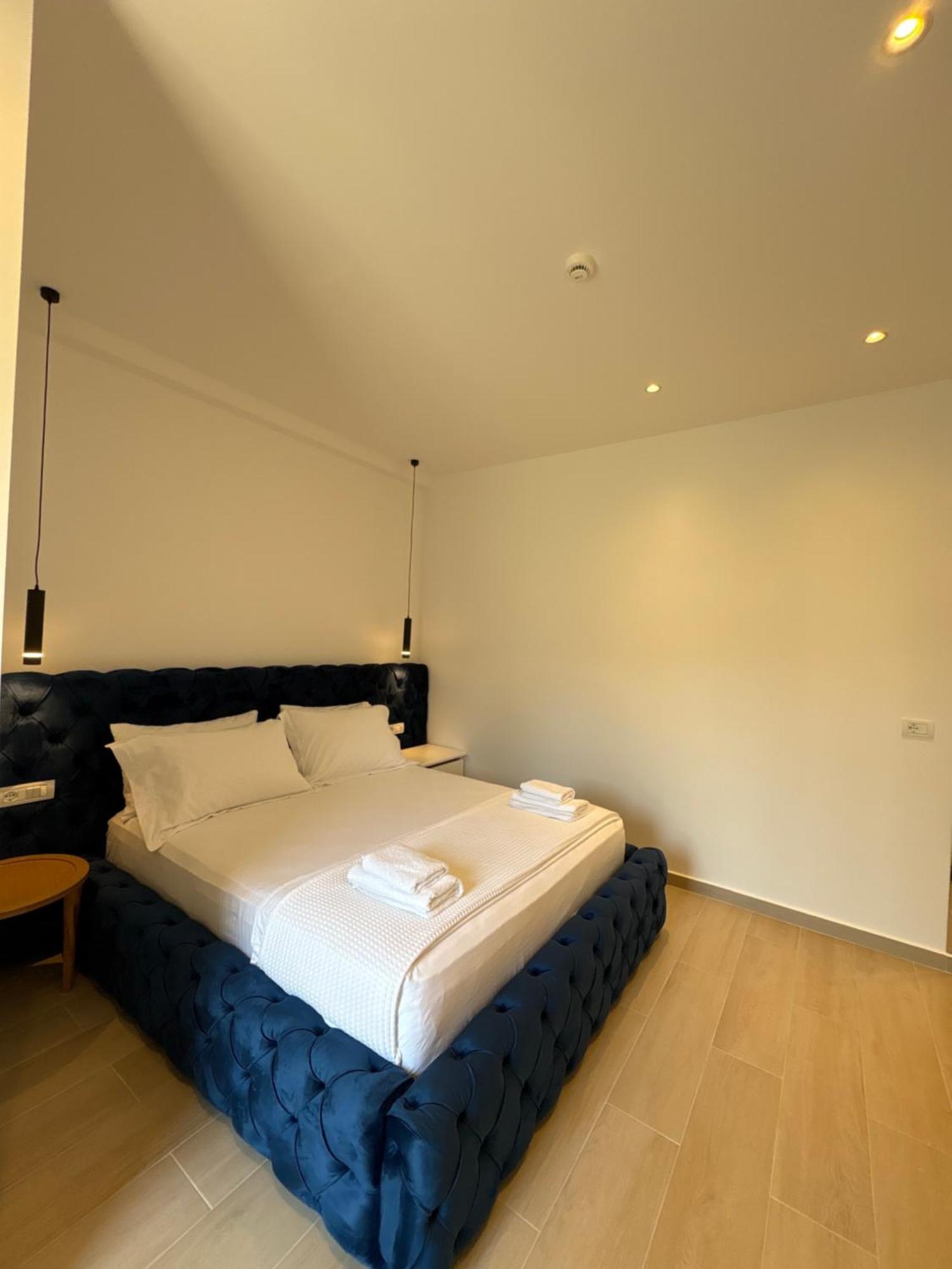 קסאמיל Xhonis Apartments מראה חיצוני תמונה
